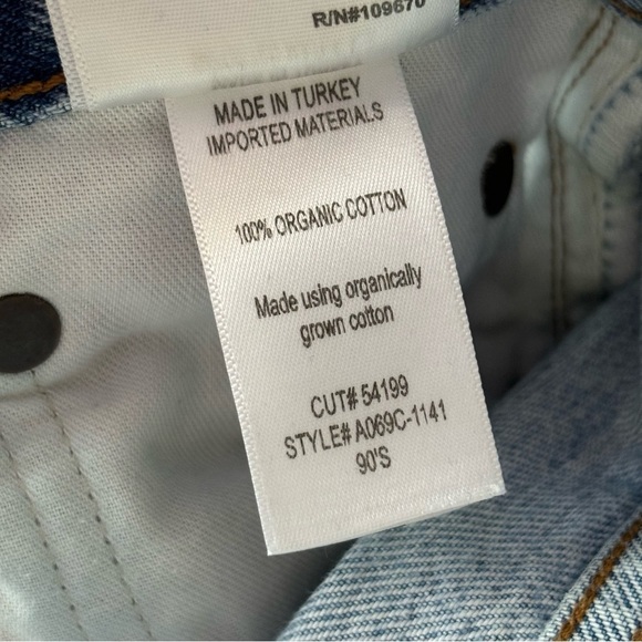 Agolde 90's Mid Rise Loose Fit in Captured - Picture 10 of 11